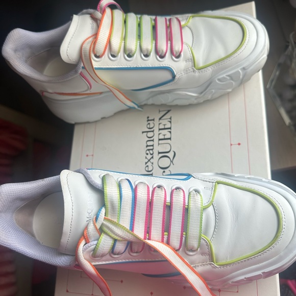 Alexander McQueen White Sneakers with Multicolor Laces